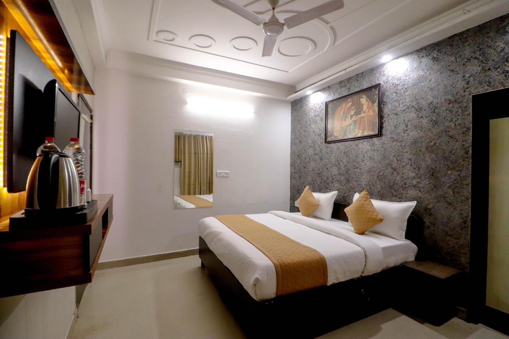 Hotel Stay Villa Delhi Airport Neu-Delhi Exterior foto